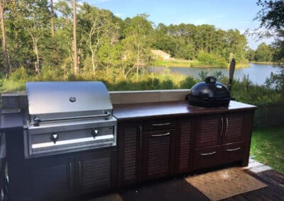 full access free standing outdoor kitchen